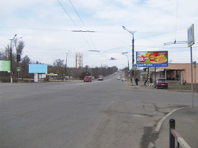 Щит 6x3,  Колачевського вул., 32 (зуп. "Сурікова"), до 17 кв.