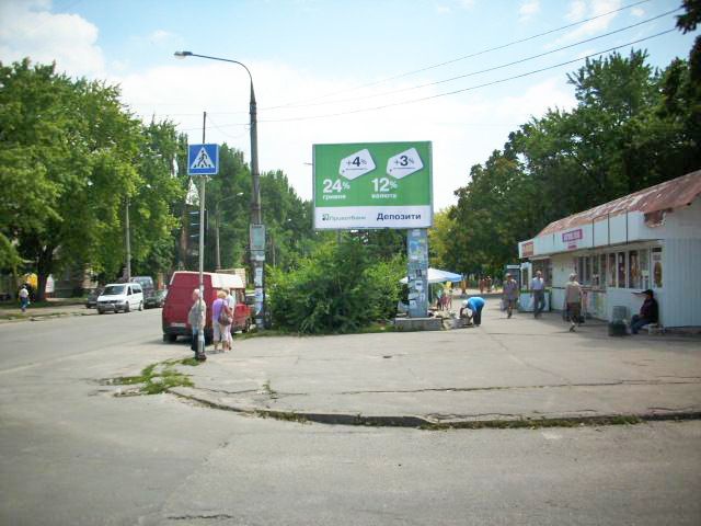Беклайт 4x3,  Північно - Кільцева вул., 10  (Супермаркет "Varus", "АТБ",напротив "Приватбанк", 150 м. до "Укрсоцбанк")