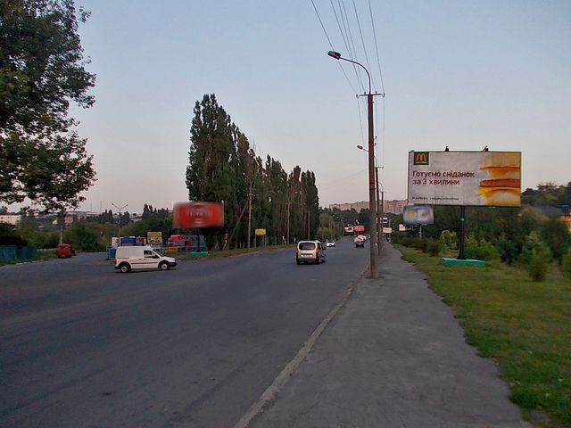 Щит 6x3,  Князя Володимира ул., (перед мостом)