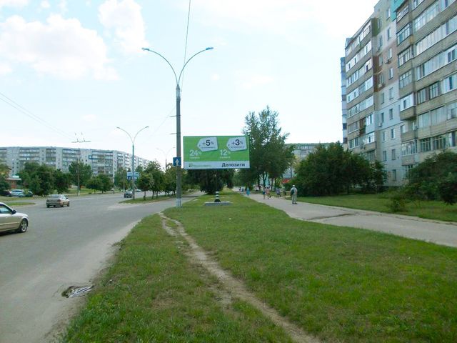 Щит 6x3,  Лушпы пр., 23 (центр) ("к Нова Пошта", 400 м к супермаркету "СамМаркет")