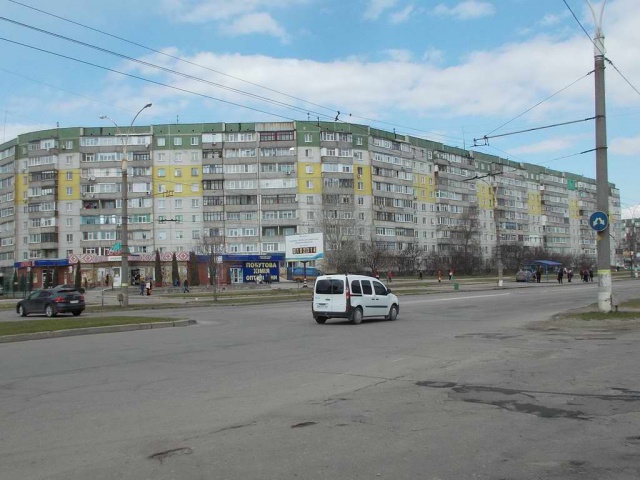 Щит 6x3,  Лушпи пр.,перед супермаркетом "СамМаркет" (район  обленерго)