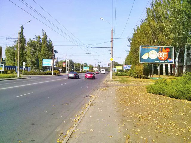 Щит 6x3,  Дніпровське шосе вул., 24, (на автовокзал), до развилки на Дніпро