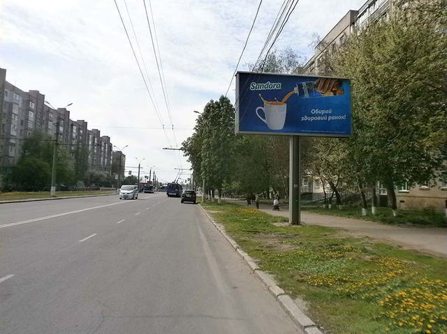 Щит 6x3,  Келецька вул., 106 ("А-банк",300 м.Ринок "Вишенька", ТЦ"Шок") з центру