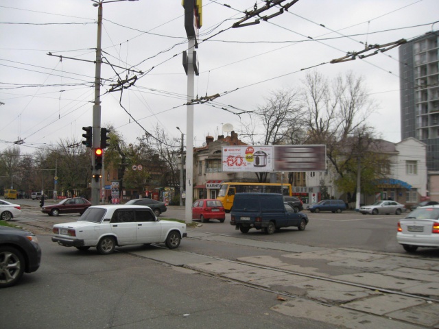 Призма 6x3,  Черняховского ул., 2 - поворот на Фонтанскую дорогу 31
