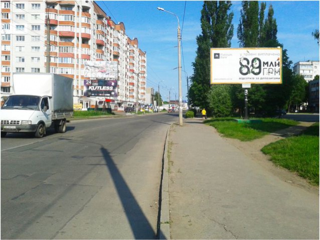 Щит 6x3,  Заричанская ул., 30 (напротив ТЦ"Наші Меблі" и Мед.центр "Призма",к отделению "Приватбанк")