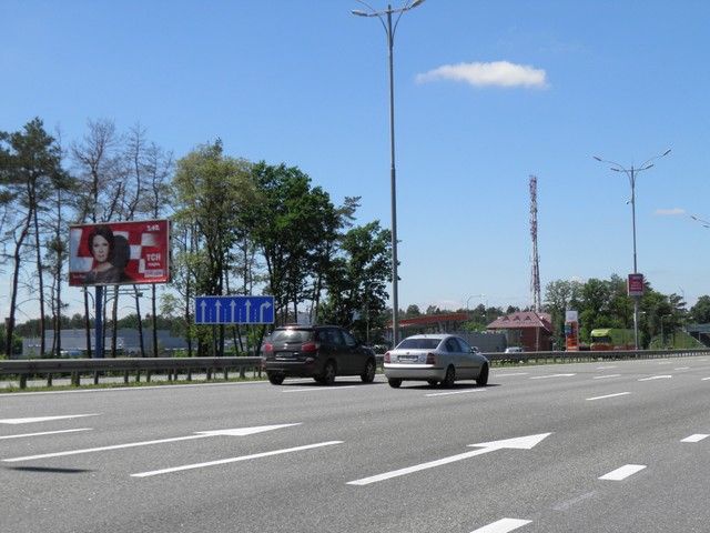 Щит 8x4,  25,600 км. автомагистрали Борисполь - Киев